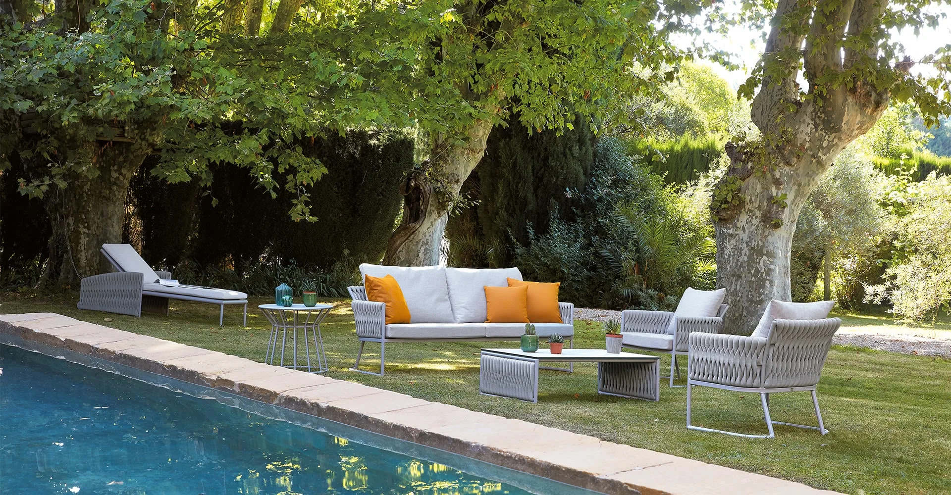 Sifas Basket 3 Seater Sofa