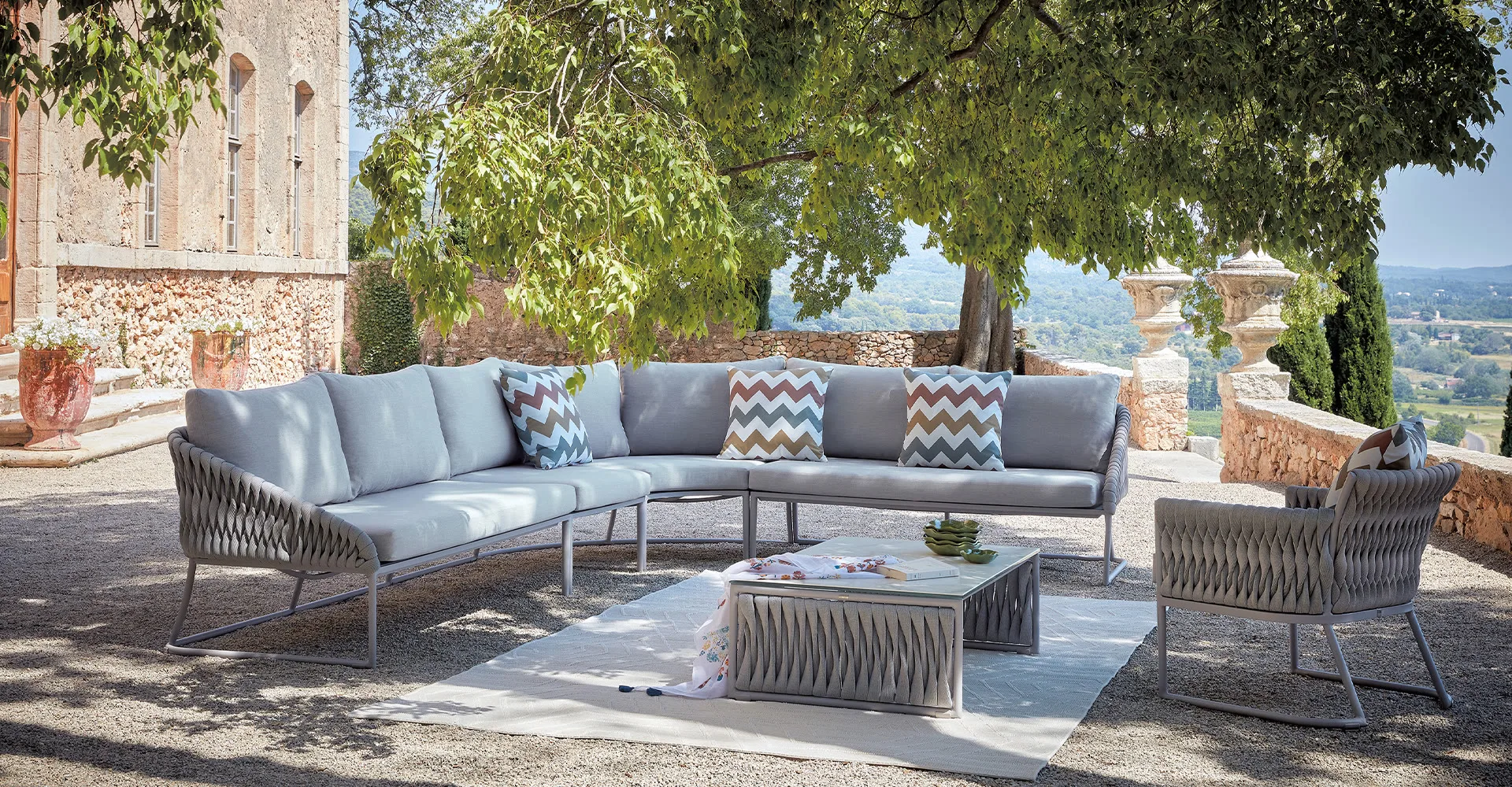 Sifas Basket Coffee table
