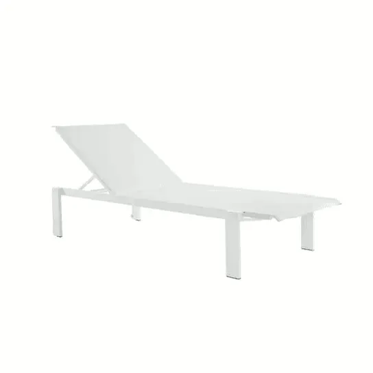 Sifas Kwadra Adjustable Chaise Lounge Kwadra